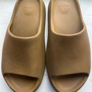 Yeezy slide by Adidas